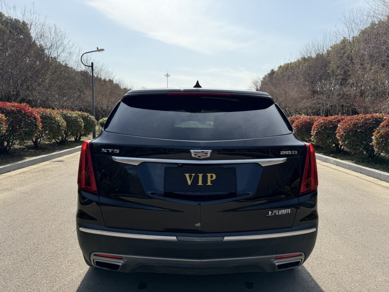 淮安19年凯迪拉克XT59