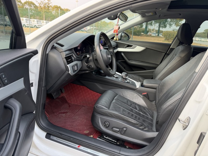 南通20年奥迪A4L6