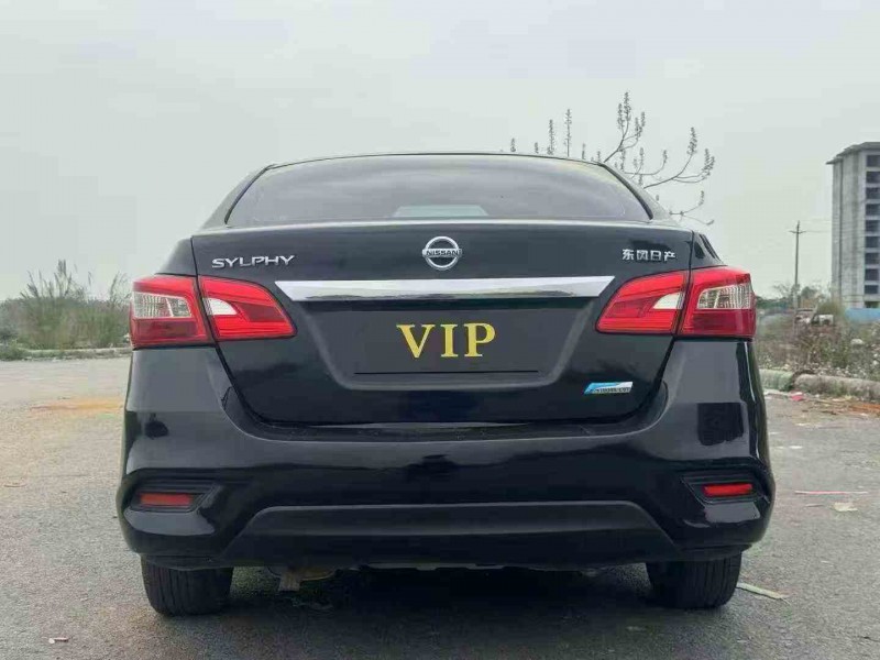 梧州18年日产轩逸8