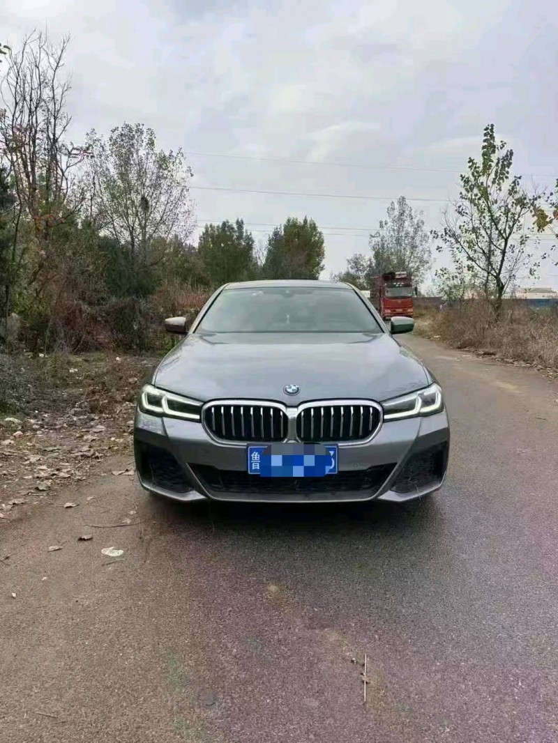 青岛21年宝马5系3