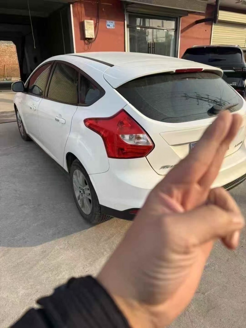 安阳13年福特福克斯6