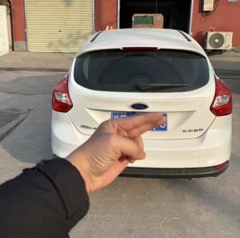 安阳13年福特福克斯8