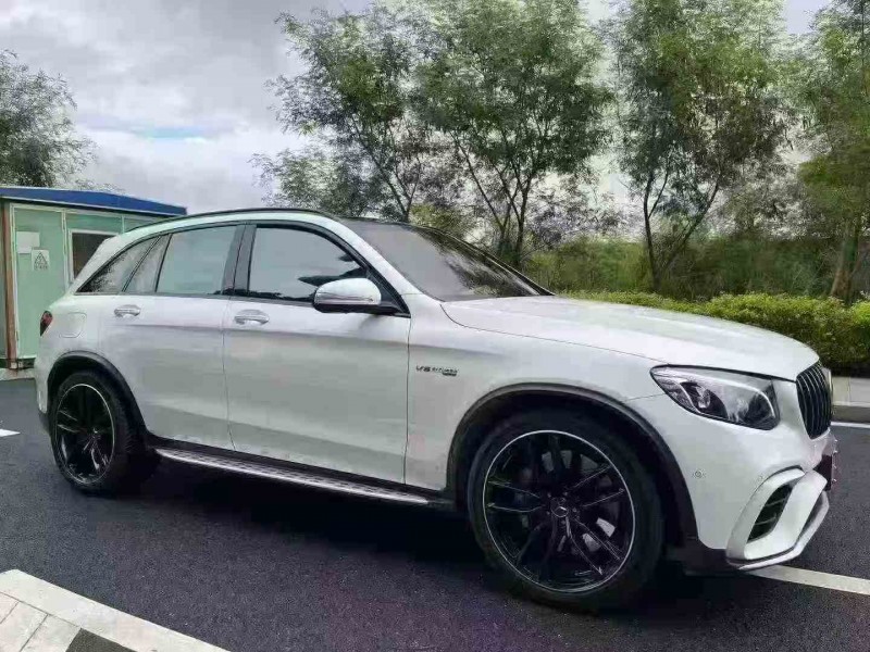 珠海20年奔驰GLC3