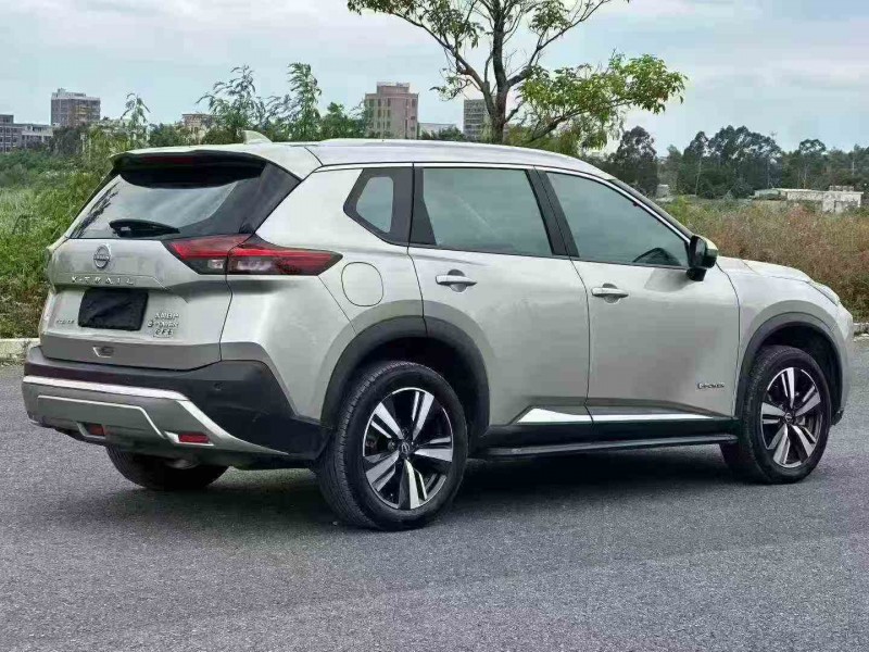 珠海23年日产奇骏7