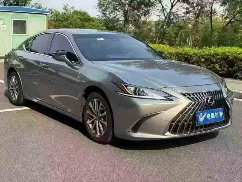 珠海23年雷克萨斯ES2