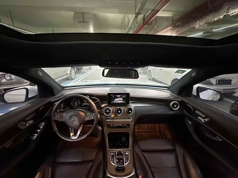 广州17年奔驰GLC5