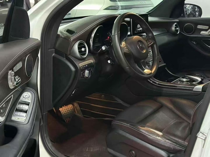 广州17年奔驰GLC6