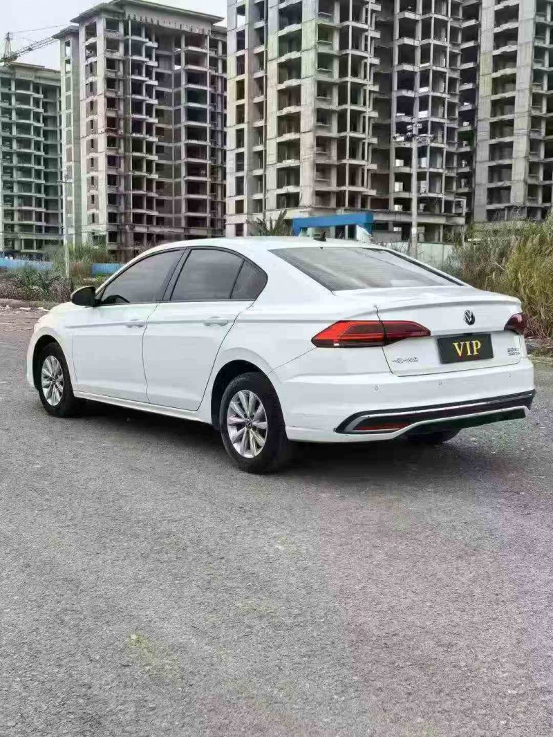 贵港24年大众宝来8