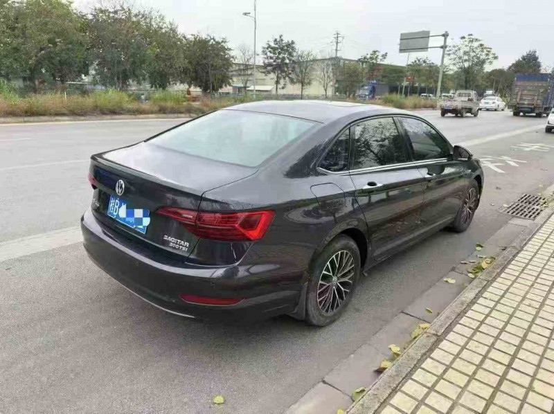 北海20年大众速腾3