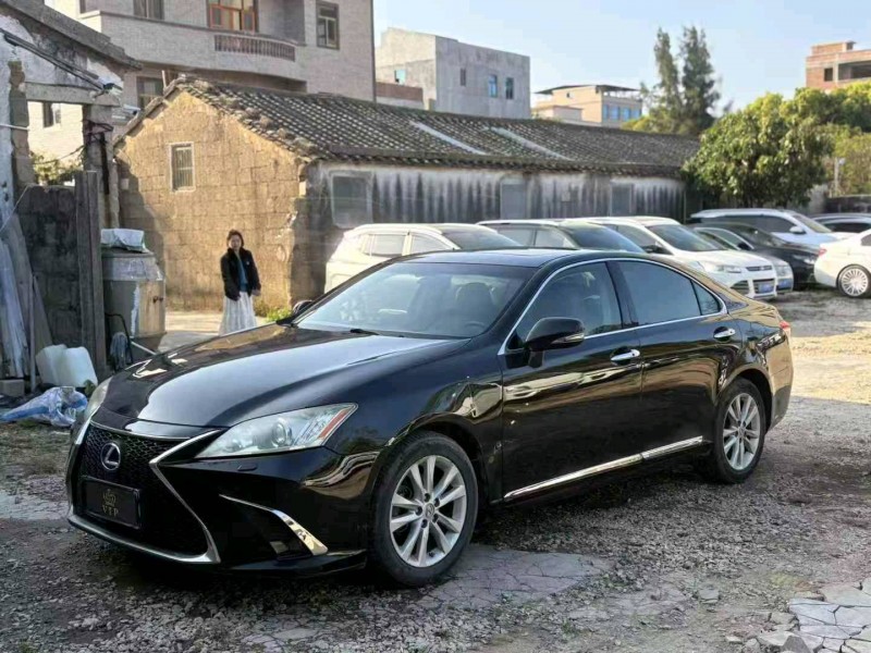 揭阳11年雷克萨斯ES2