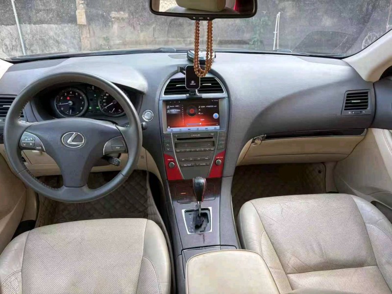 揭阳11年雷克萨斯ES7