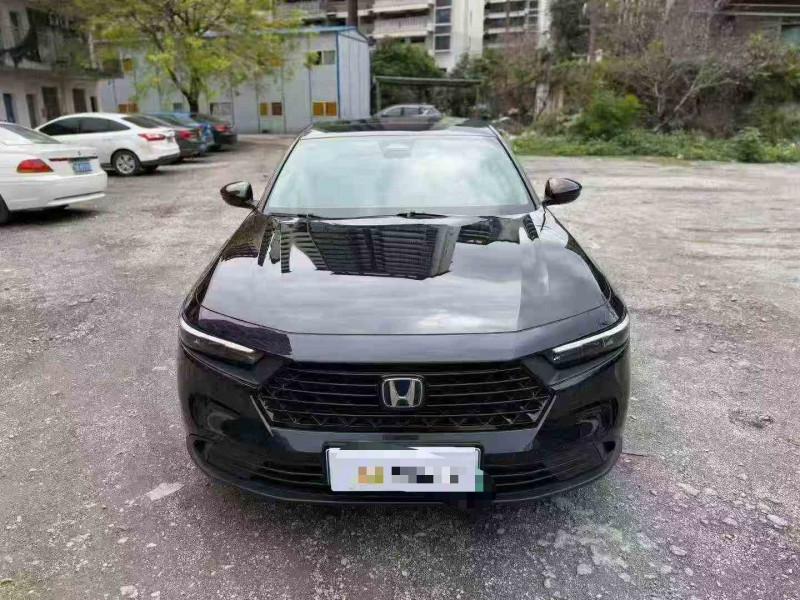 钦州25年本田雅阁1