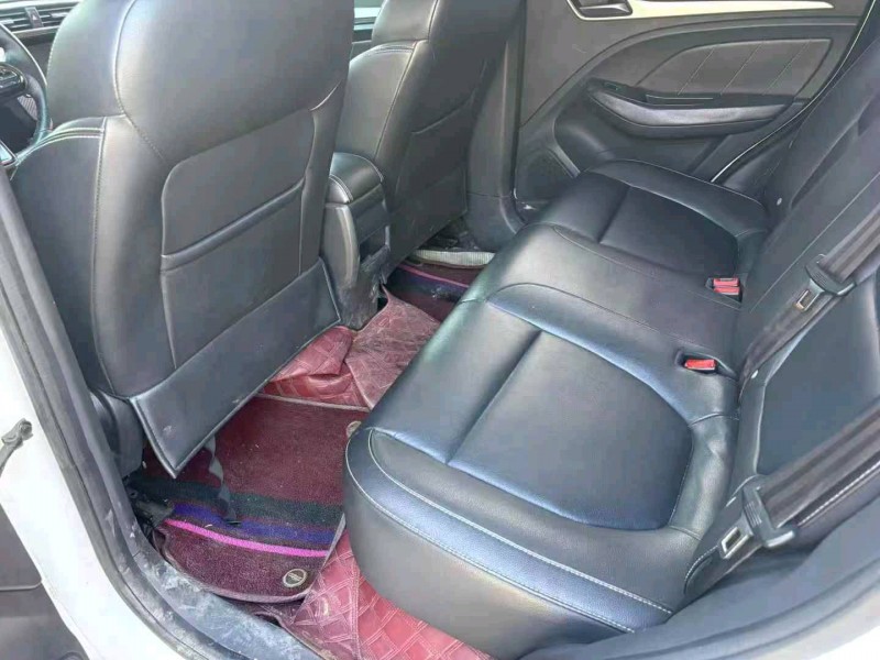 揭阳18年名爵ZS9