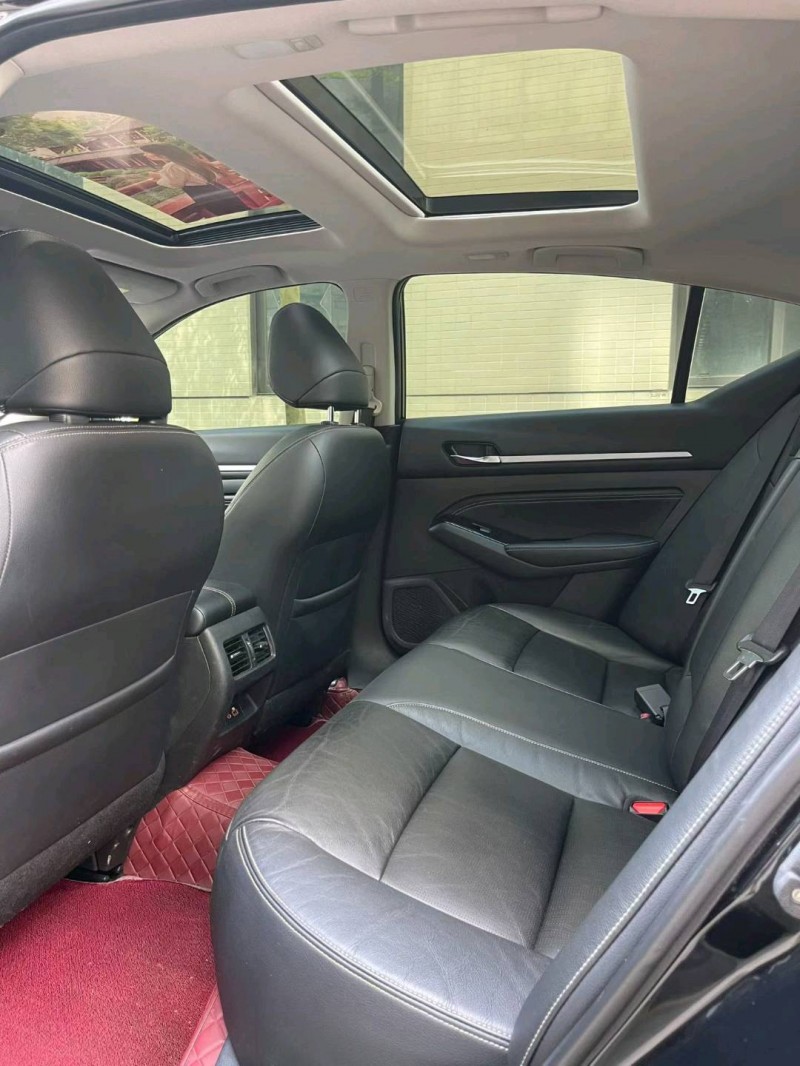 佛山21年日产天籁9