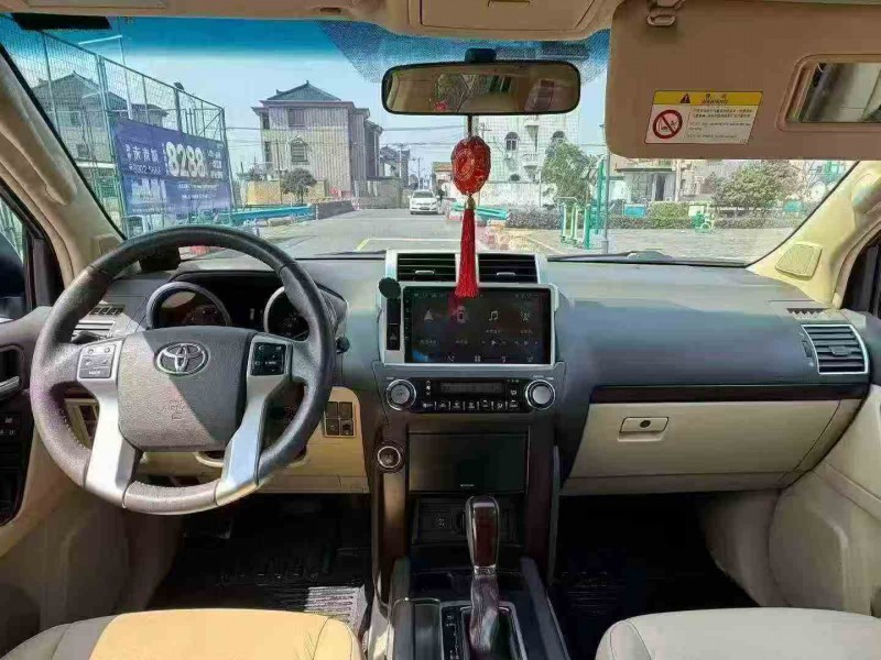 金华16年丰田普拉多5