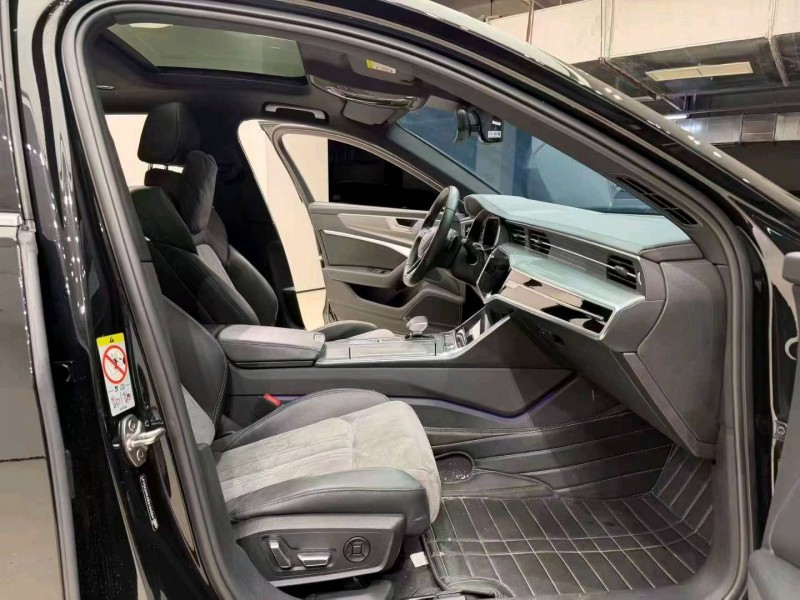 成都25年奥迪A6L6