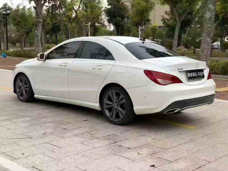珠海19年奔驰CLA8