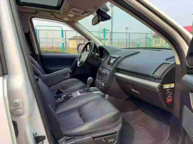 济南14年路虎发现5