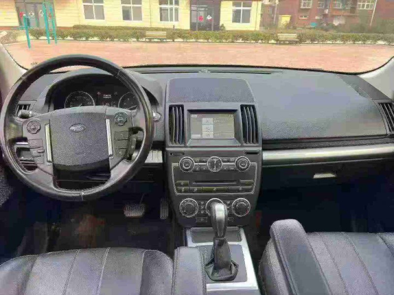 济南14年路虎发现6