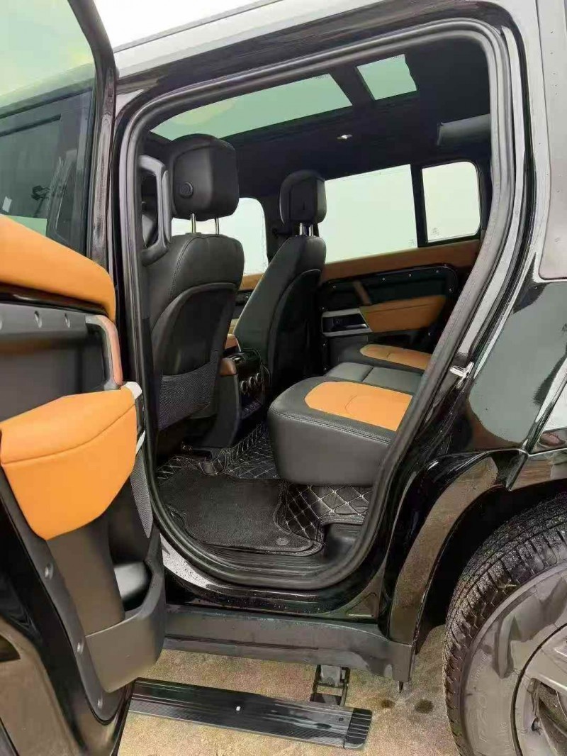 济南24年路虎卫士4