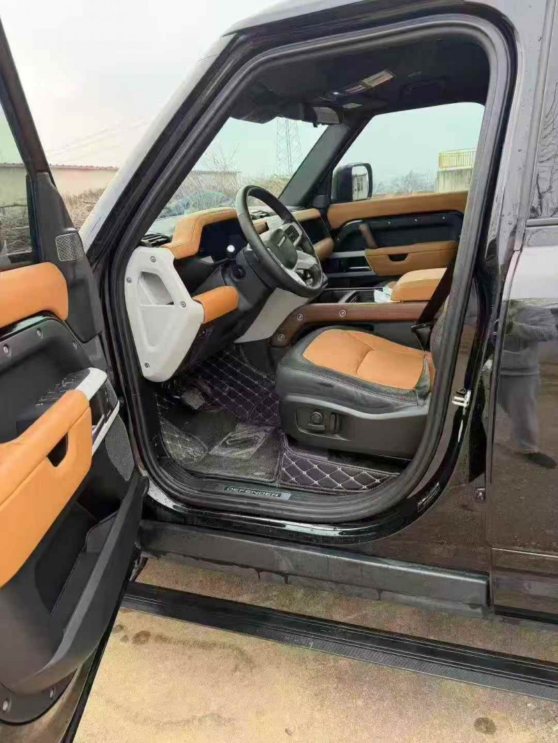 济南24年路虎卫士8