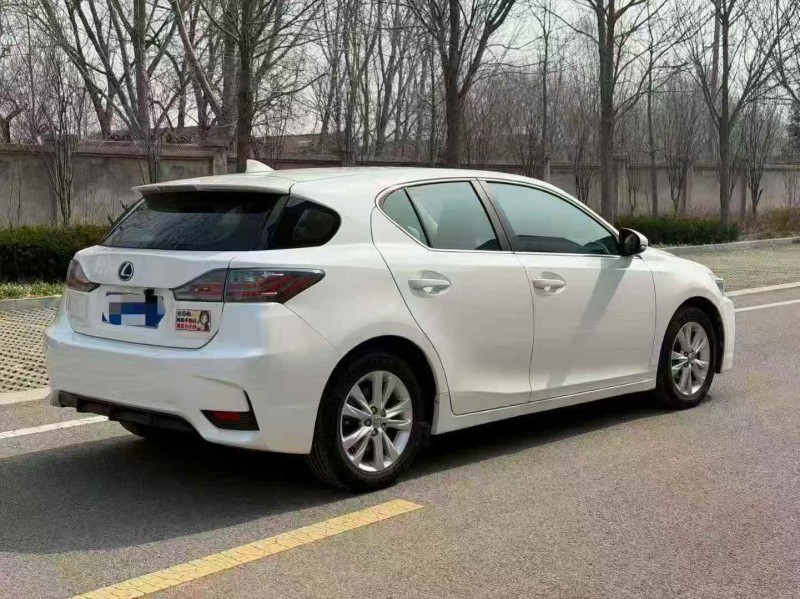 济南14年雷克萨斯CT5