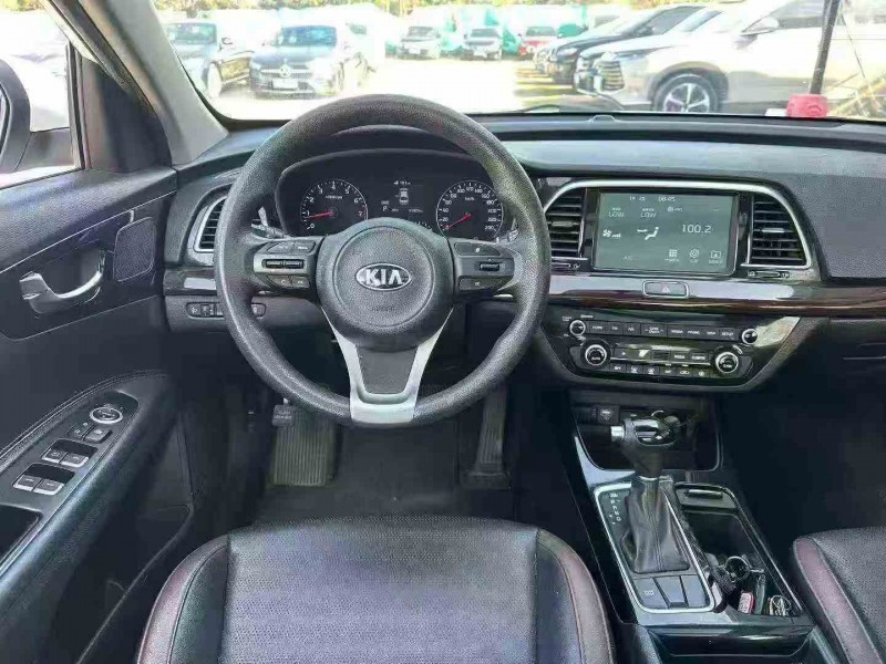 江门18年起亚凯绅4