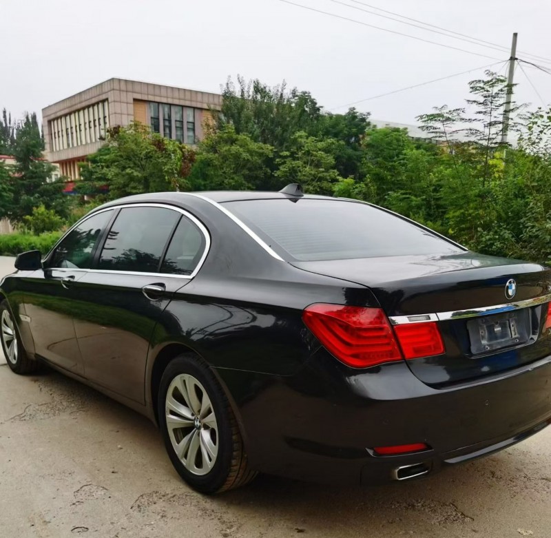 濰坊10年寶馬7系8