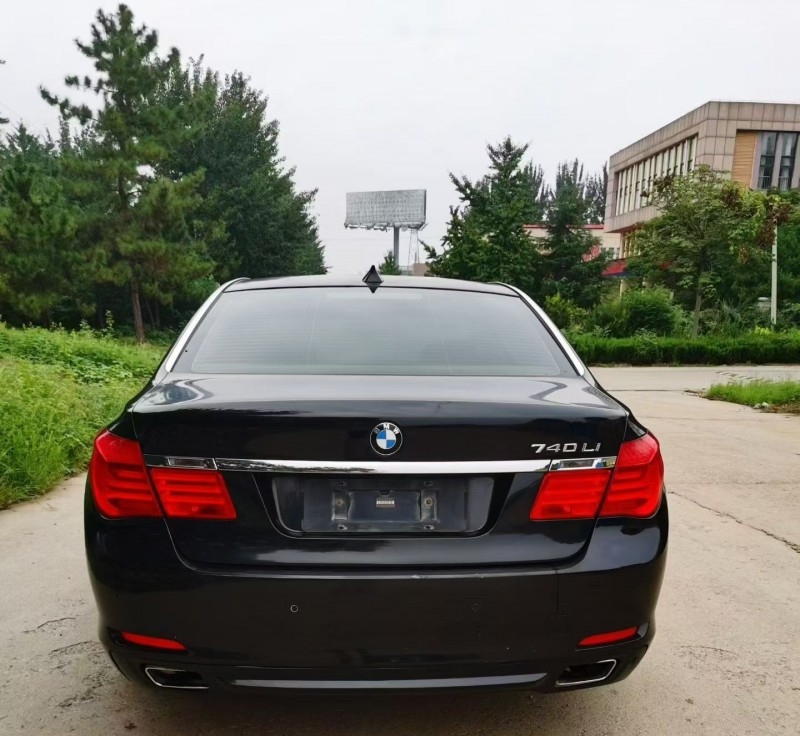 濰坊10年寶馬7系9