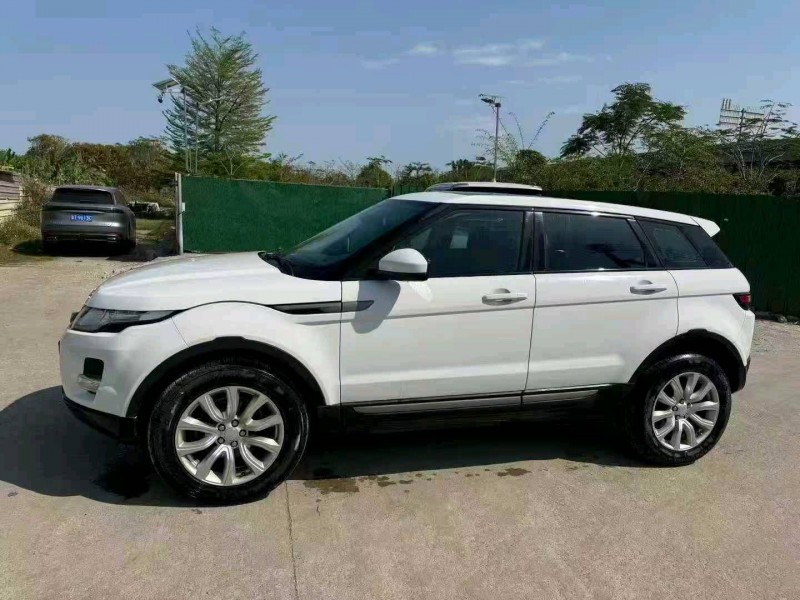 江门16年路虎极光7