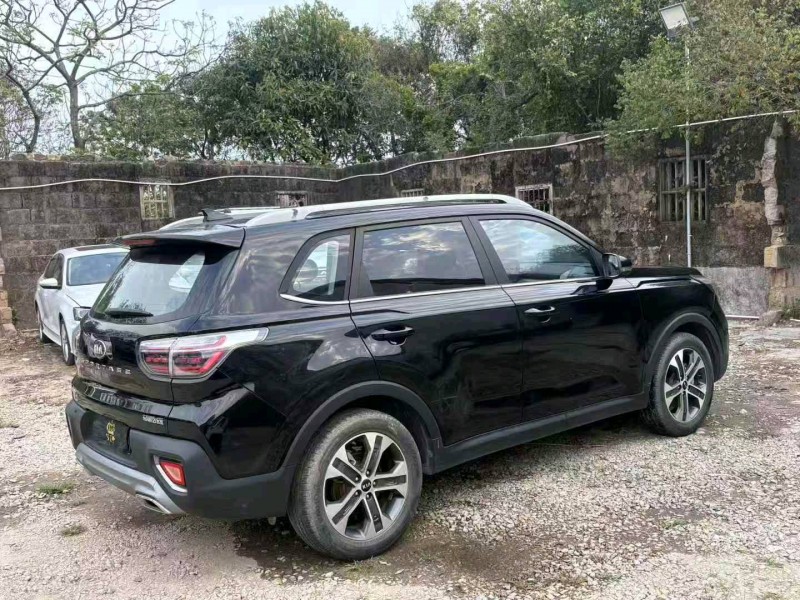 揭阳18年起亚智跑4