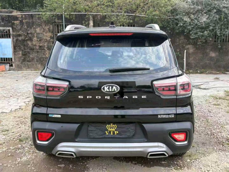 揭阳18年起亚智跑5