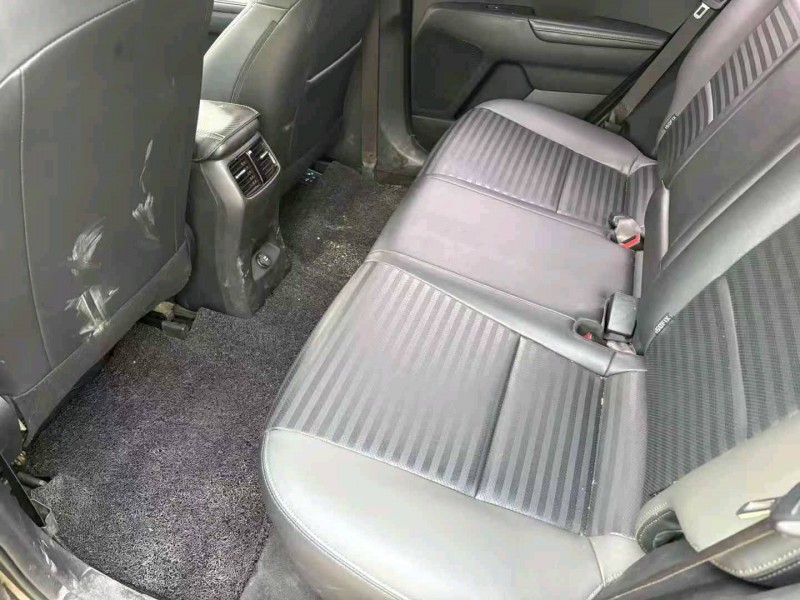 揭阳18年起亚智跑9