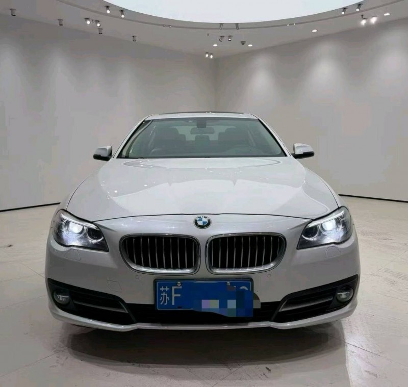 成都17年宝马5系1