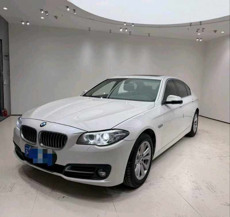 成都17年宝马5系2