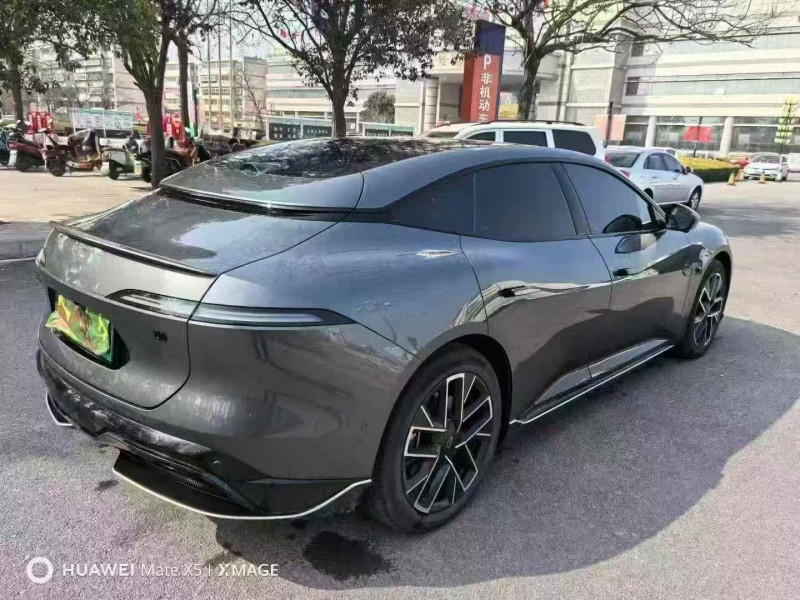 淄博25年阿维塔067