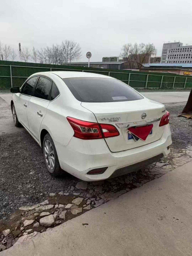 阳泉24年日产轩逸8