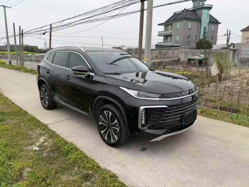 绍兴24年奇瑞星途2