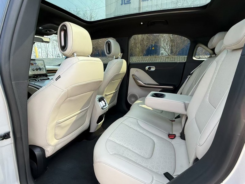 青岛22年奔驰smart5