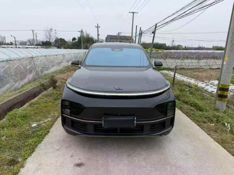 嘉兴23年理想L81