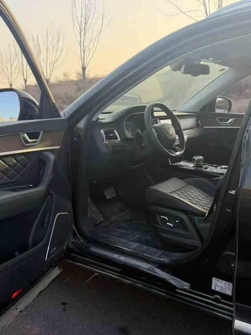 承德25年红旗HS74