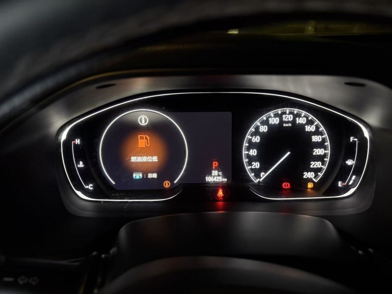 深圳18年本田雅阁4