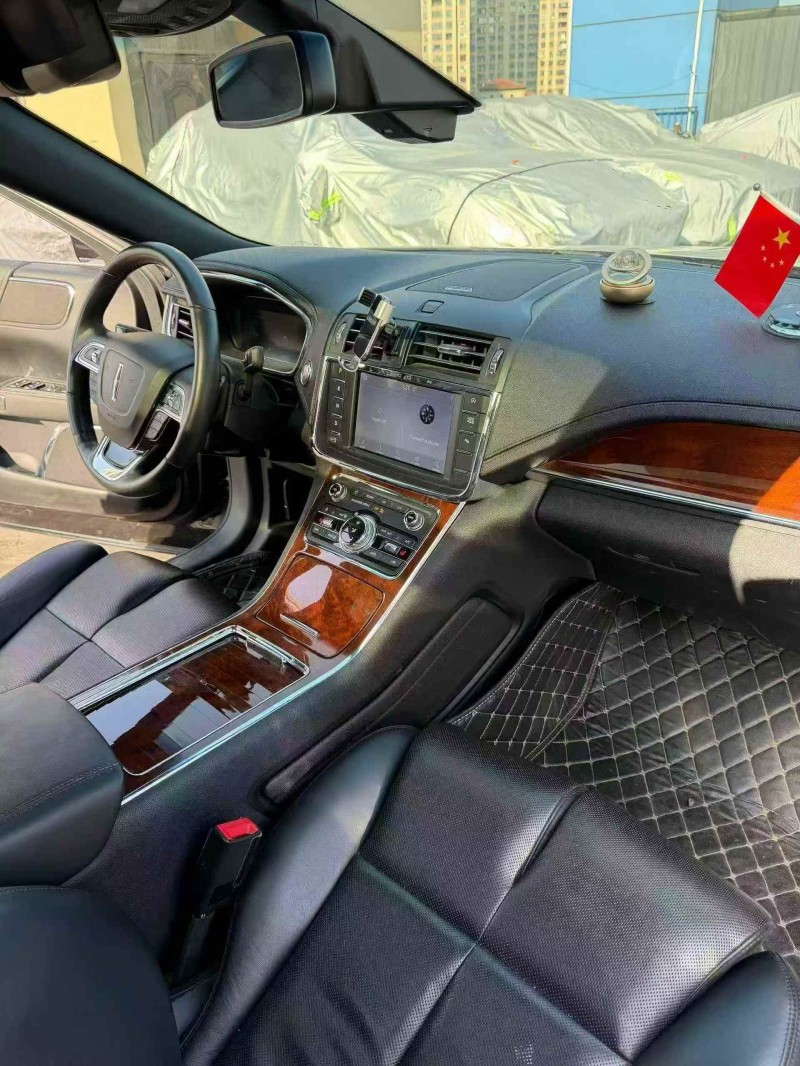 苏州21年林肯大陆4