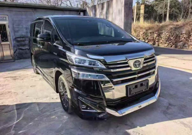 济宁21年丰田威尔法2