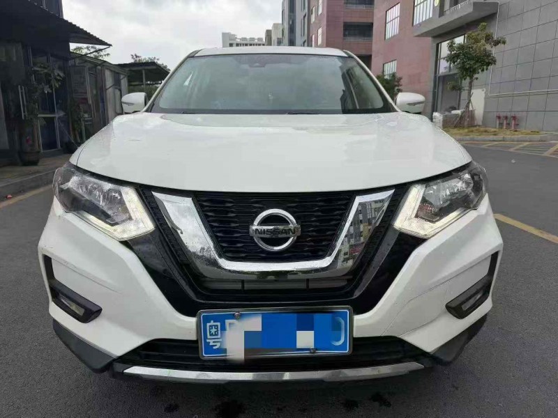 广州21年日产奇骏1