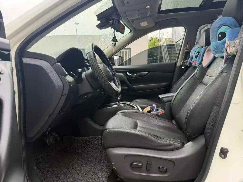 广州21年日产奇骏4