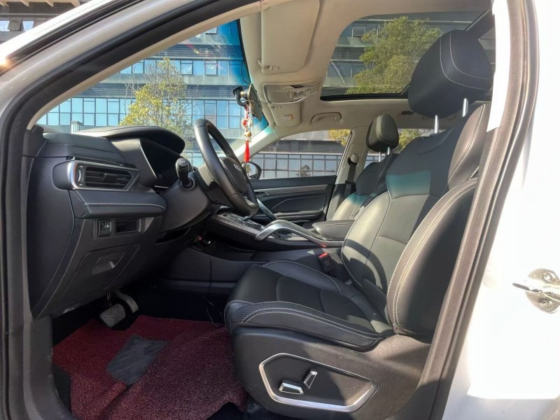 东莞20年吉利博越5