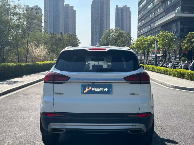 东莞20年吉利博越9