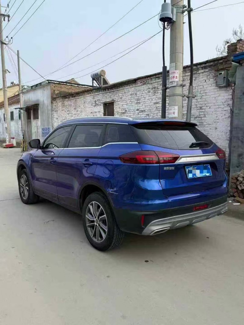 菏泽21年吉利博越8