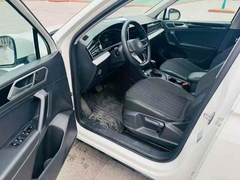 东营22年大众途观4